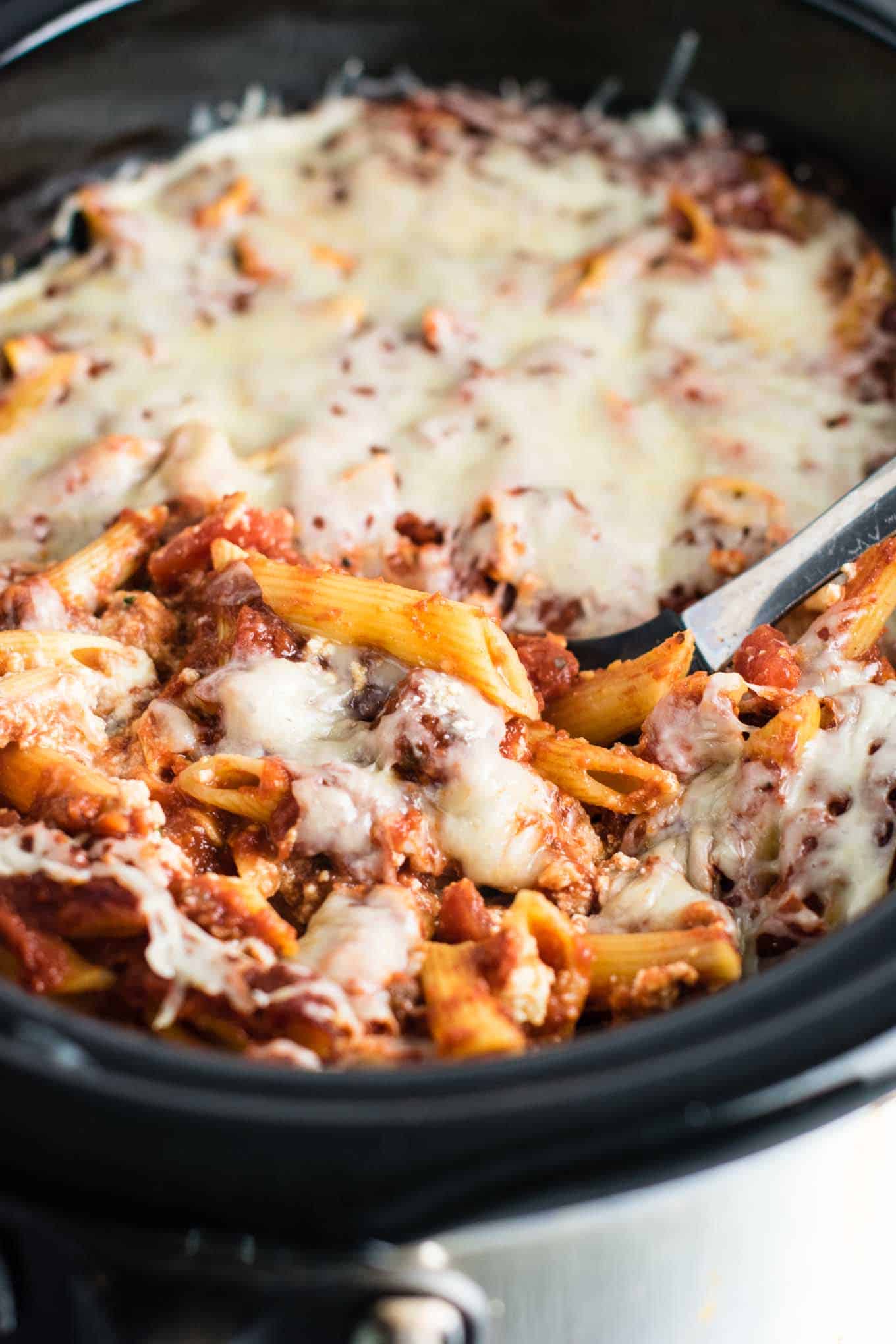 Ziti al horno en olla de cocción lenta