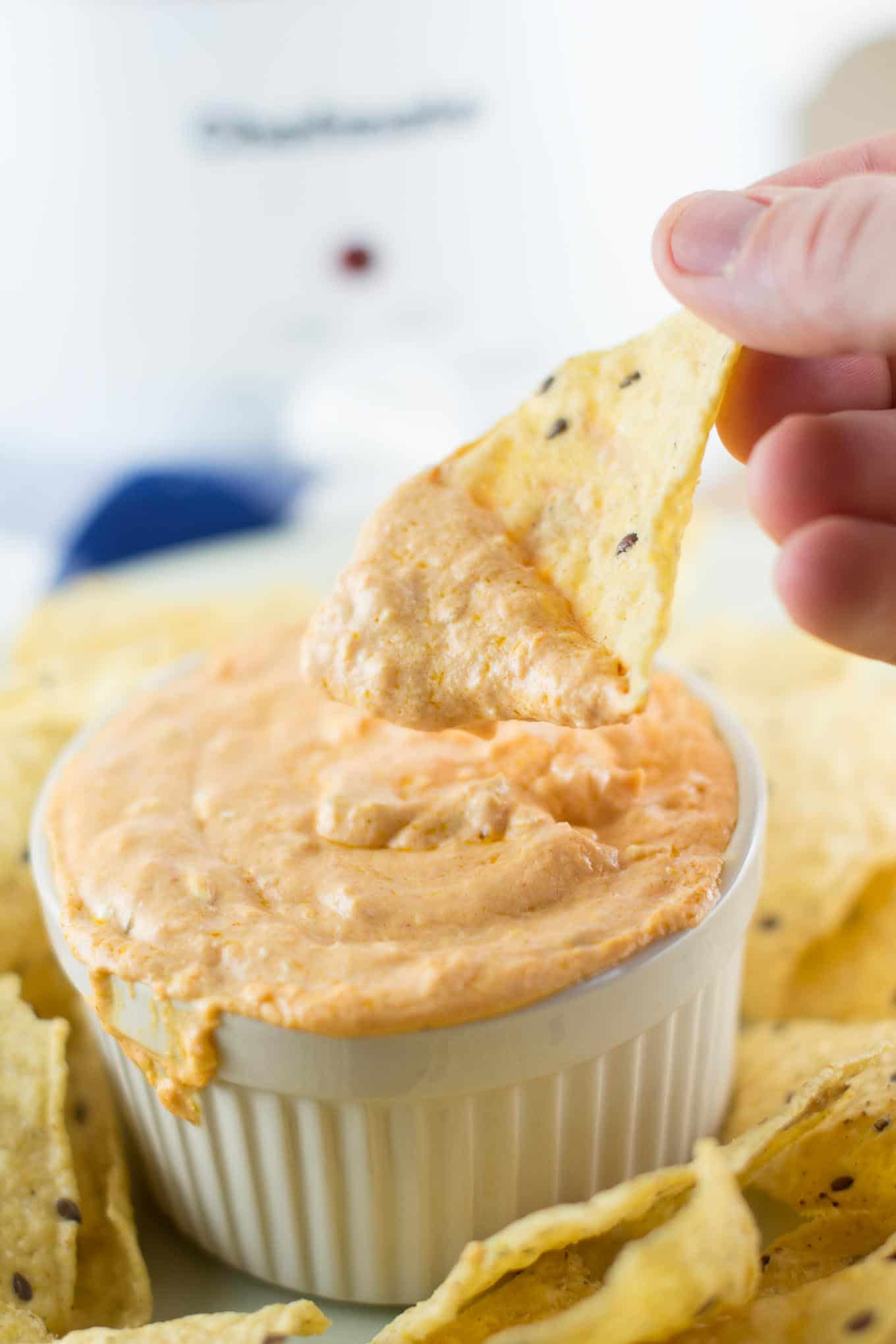 creamy queso cheese dip