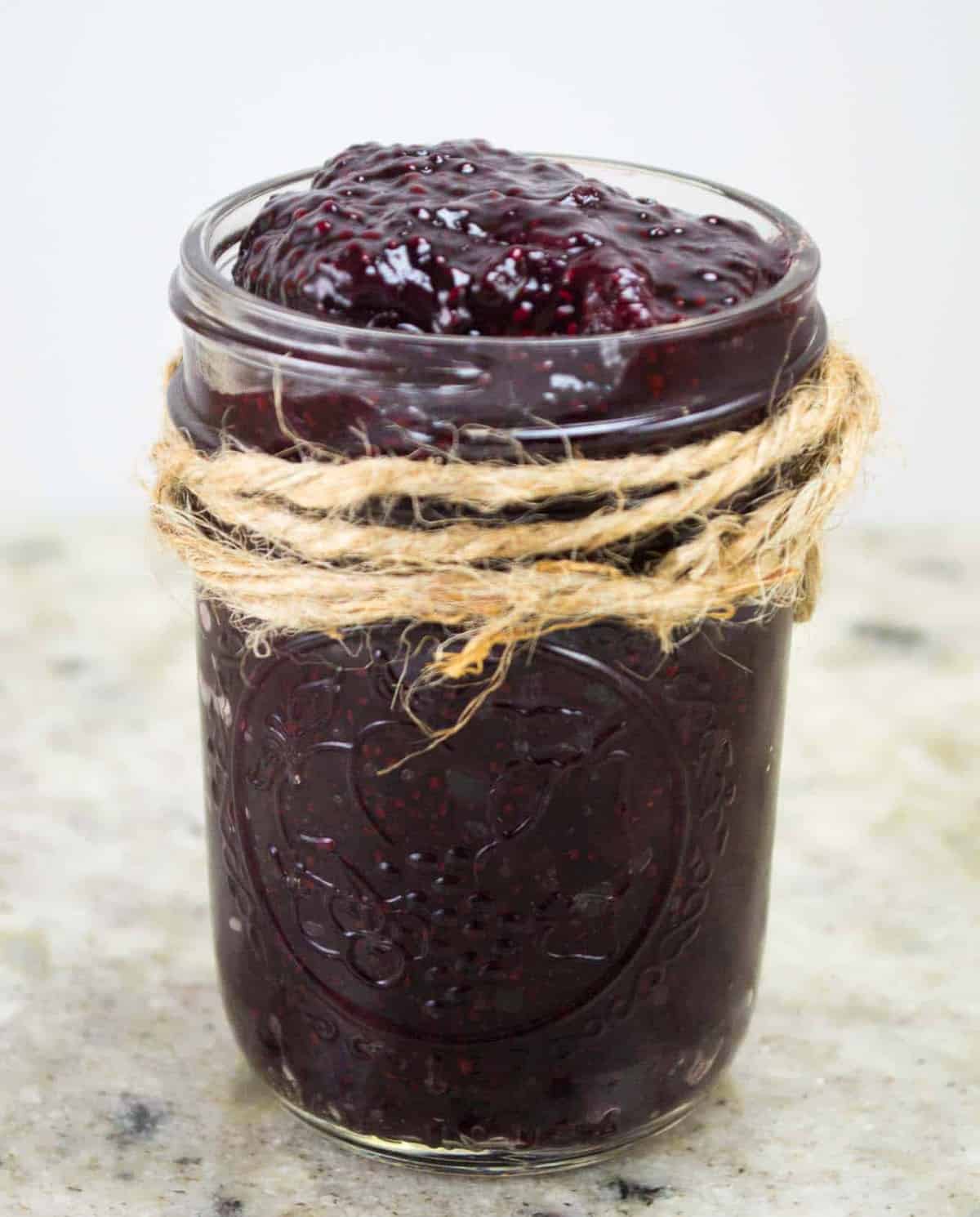 15 minute berry chia seed jam (can substitute any frozen fruit!)