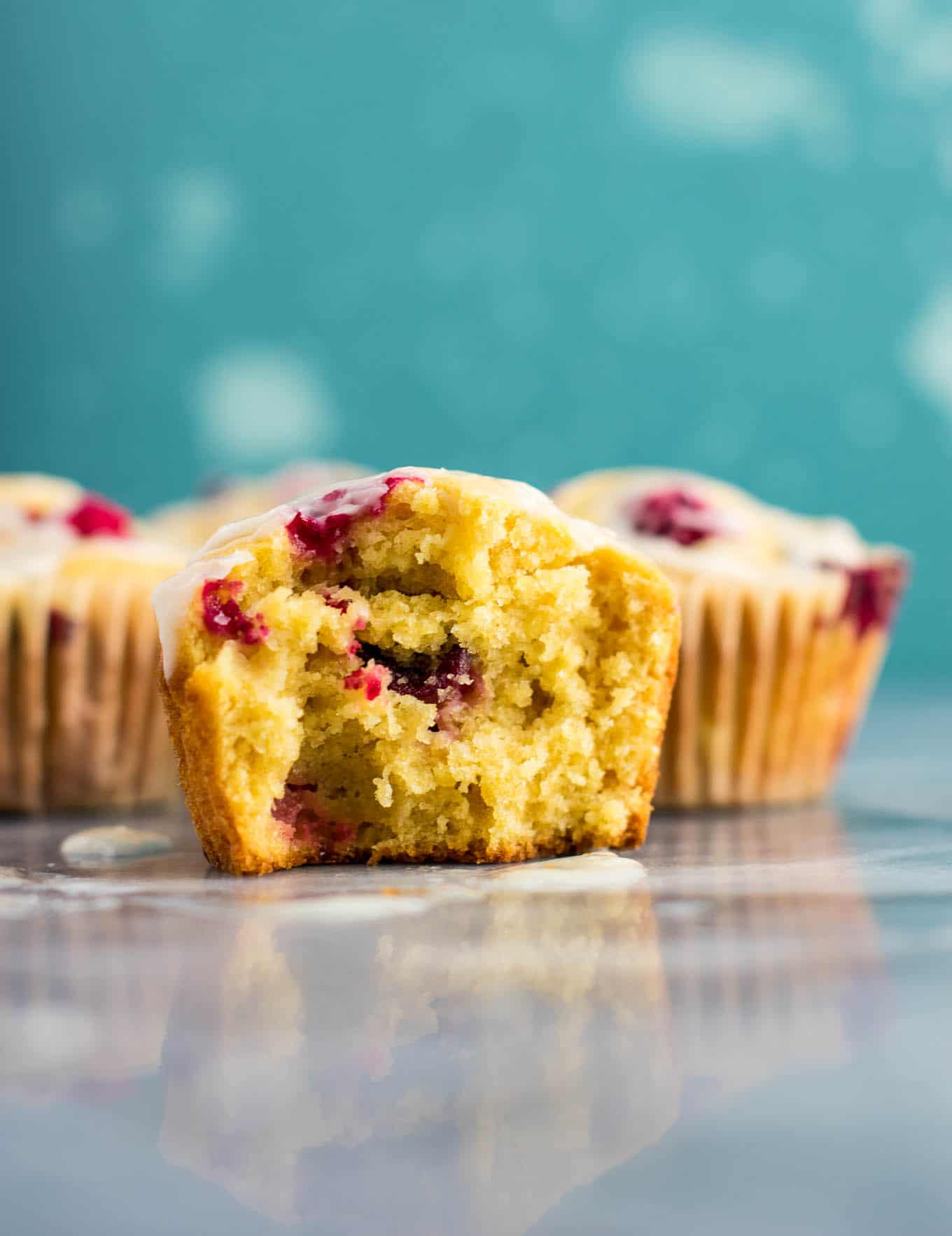 These cranberry cream cheese muffins are so delicious! Perfect homemade Christmas breakfast! #cranberry #cranberrymuffins #breakfast #christmas