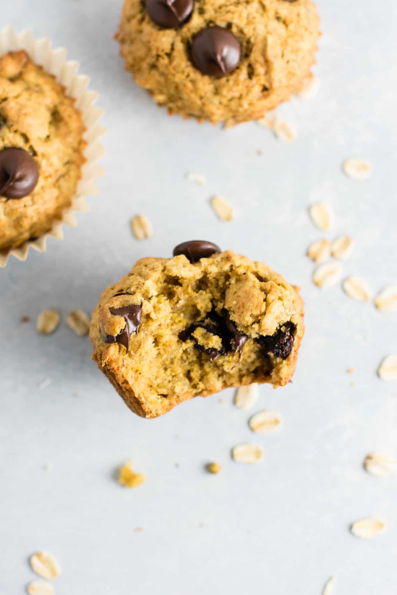 Oatmeal chocolate chip cookie muffins - breakfast that tastes like dessert! #chocolatechipmuffins #healthy #breakfast #wholewheat #oatmealchocolatechip