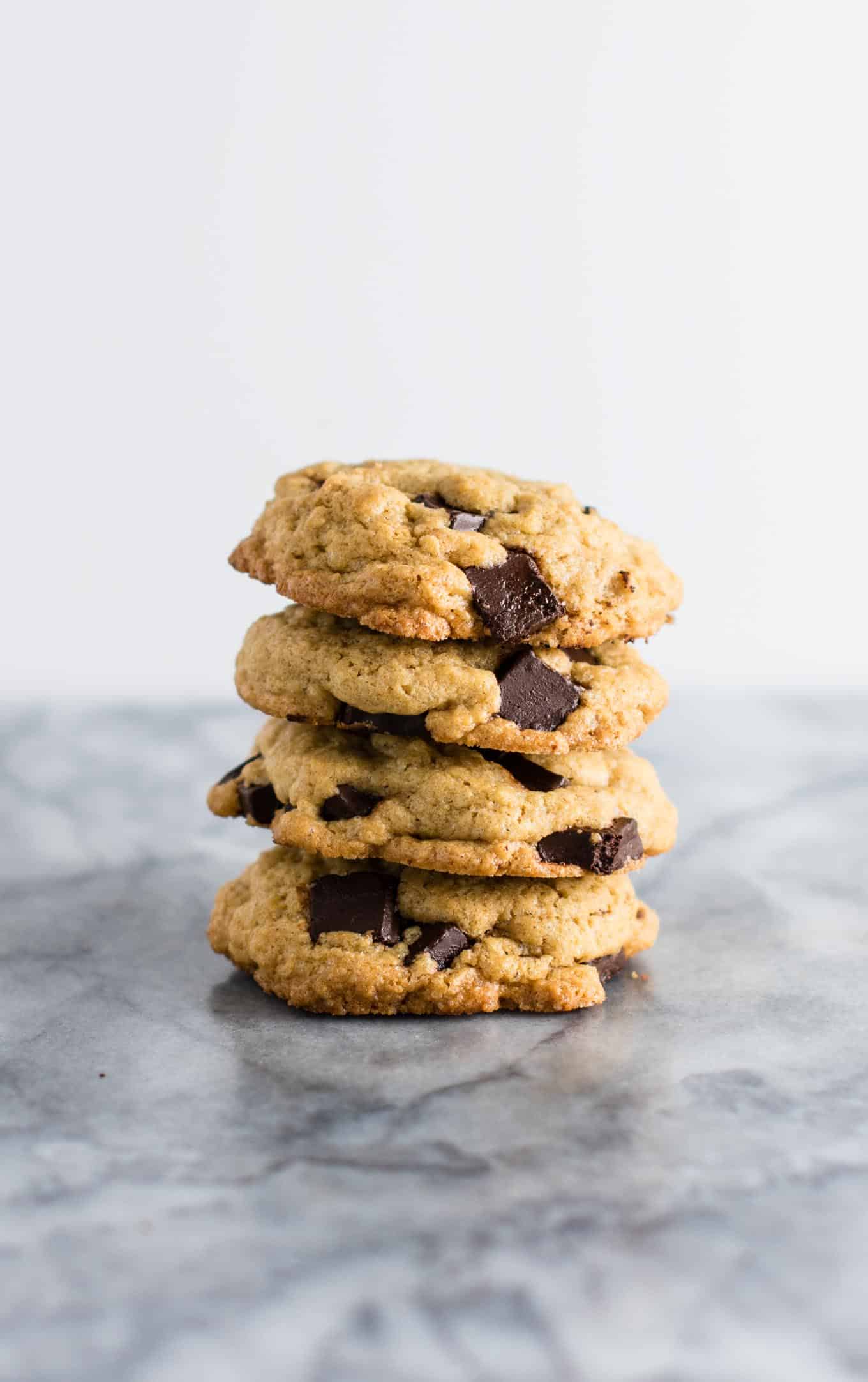 the BEST homemade chocolate chunk cookies! #cookies #chocolatechunk #desserts #dairyfree #wholewheat