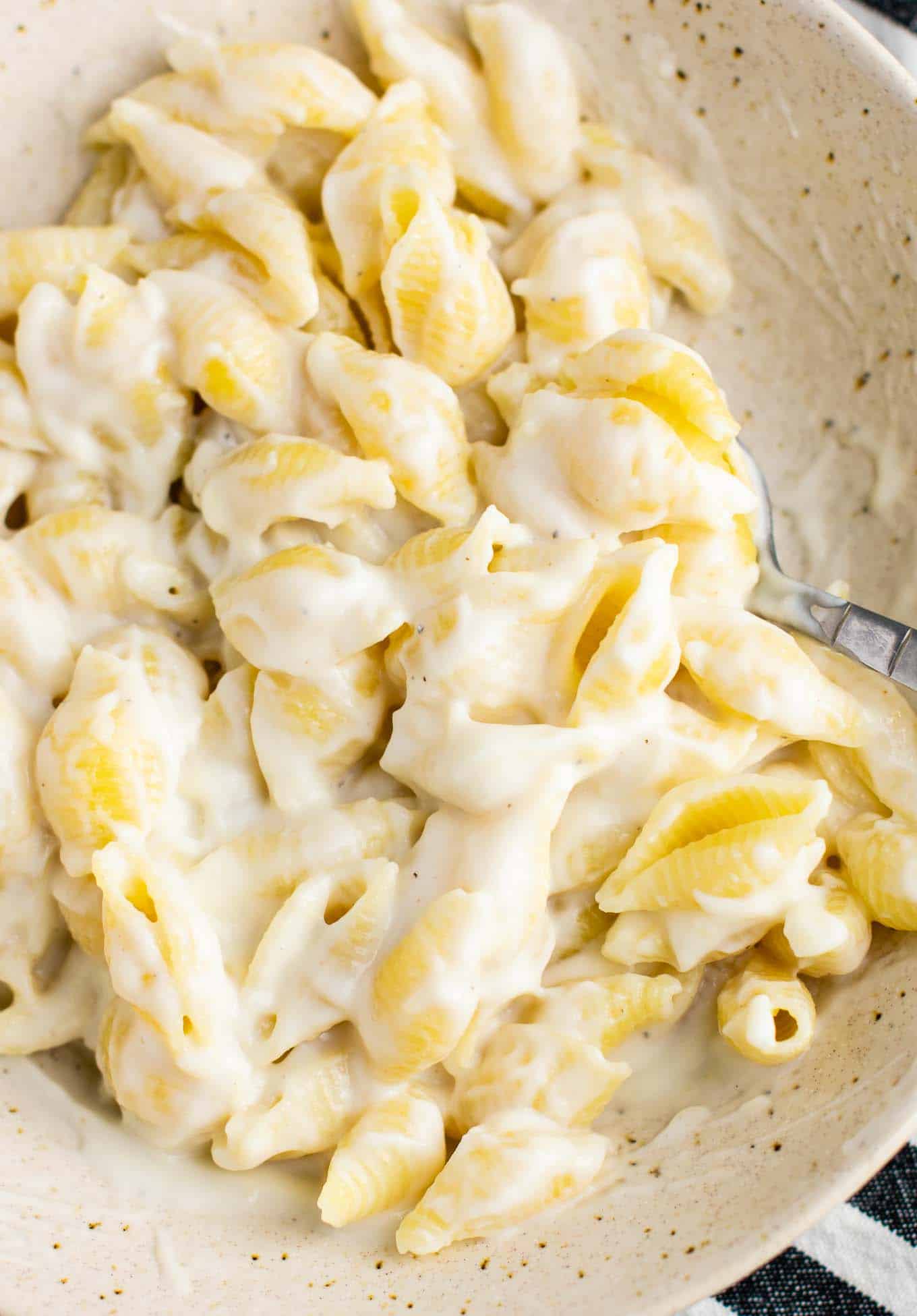 cauliflower-alfredo-sauce-recipe-build-your-bite