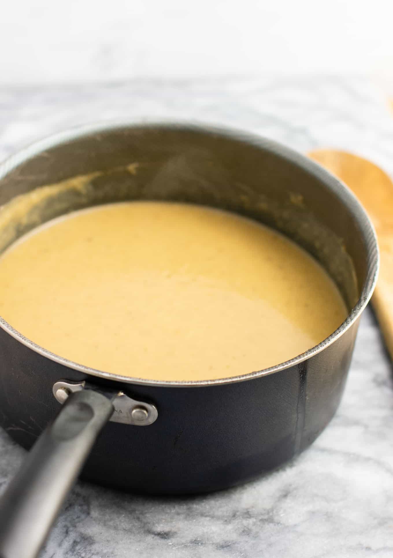 the-best-vegetarian-gravy-recipe-build-your-bite