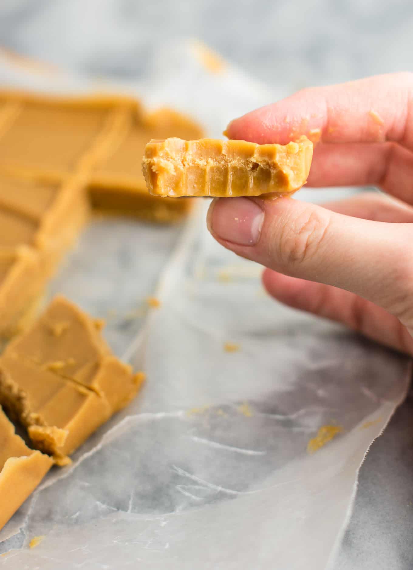 Ultimate healthy peanut butter fudge recipe (vegan, gluten free) An easy dessert you don’t have to feel guilty about! #healthyfudge #healthyveganfudge #vegandessert #peanutbutter #glutenfree #vegan