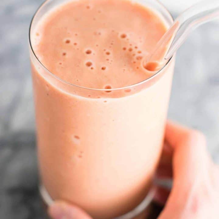 https://buildyourbite.com/wp-content/uploads/2018/01/carrot-cake-smoothie-recipe-5-720x720.jpg