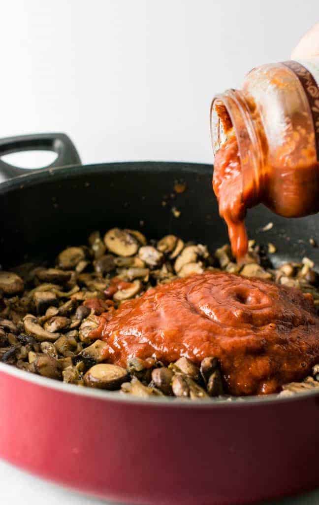 Best Meatless Spaghetti Sauce Recipe Build Your Bite