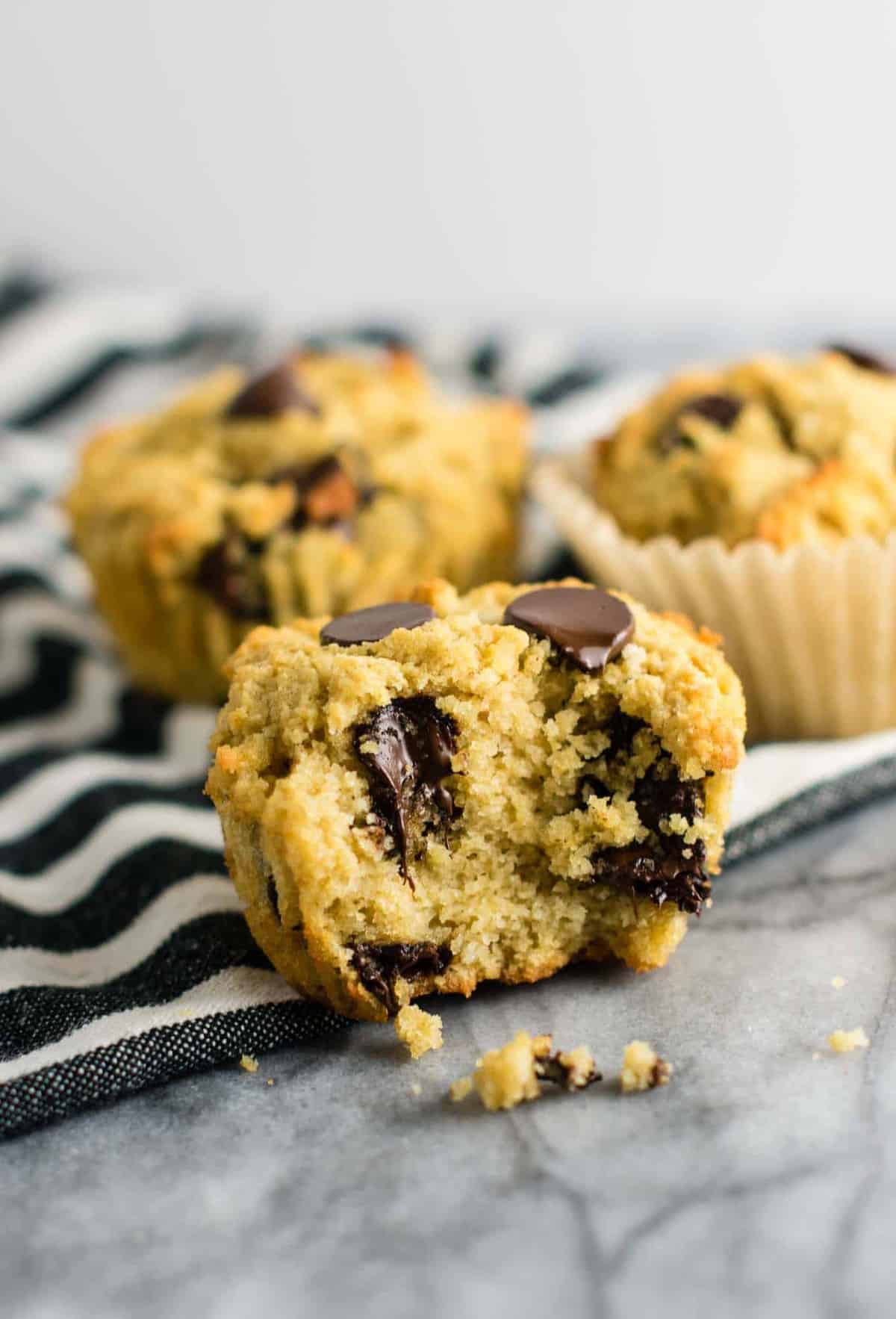 Gluten free chocolate chip muffins (dairy free) Made with coconut flour and oat flour and naturally sweetened! #breakfast #glutenfree #chocolatechipmuffins #glutenfreedairyfree #dairyfree