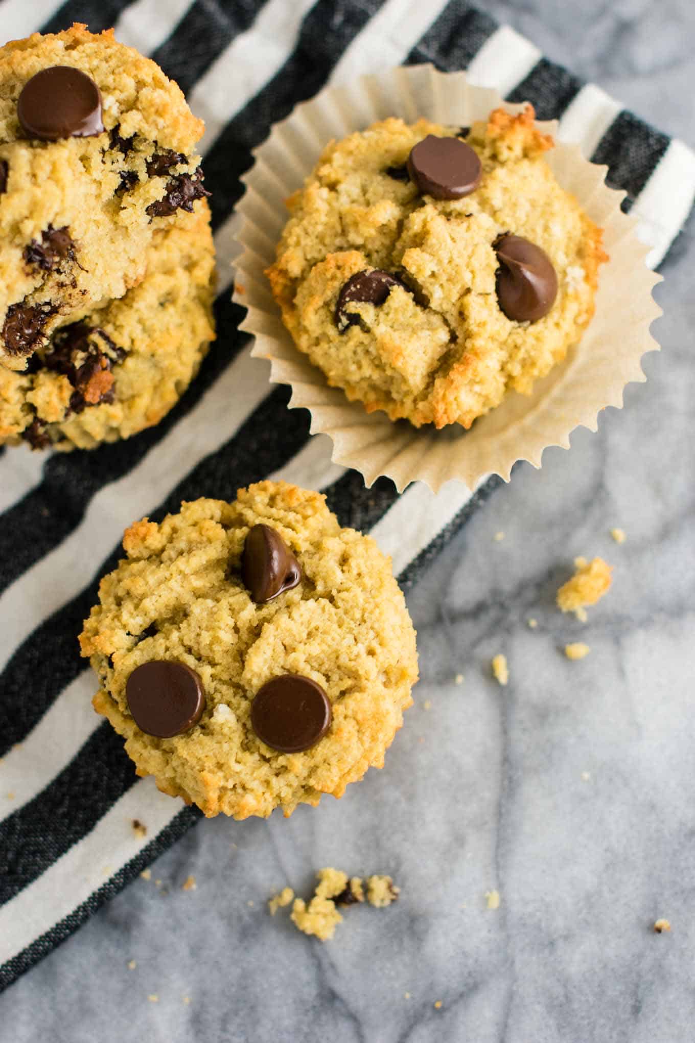 Gluten free chocolate chip muffins (dairy free) Made with coconut flour and oat flour and naturally sweetened! #breakfast #glutenfree #chocolatechipmuffins #glutenfreedairyfree #dairyfree