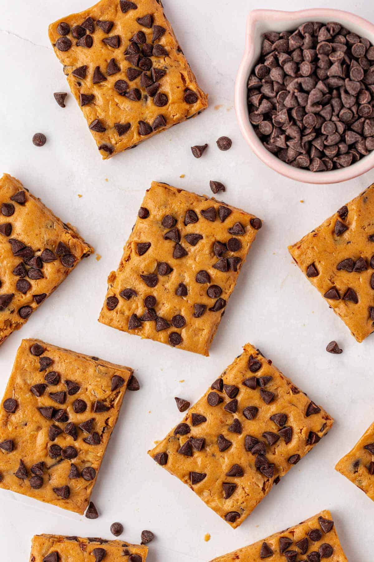 peanut butter chocolate chip protein bars