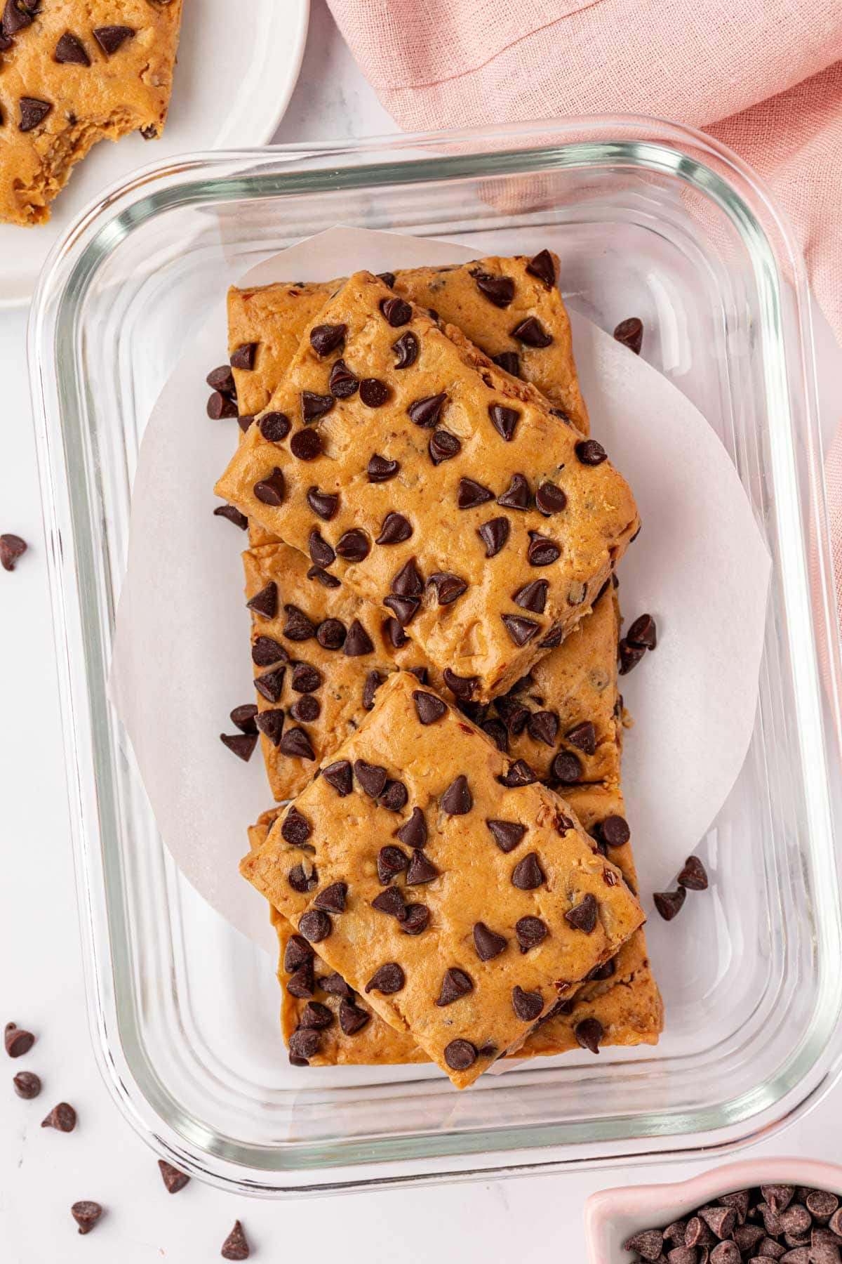 peanut butter chocolate chip protein bars