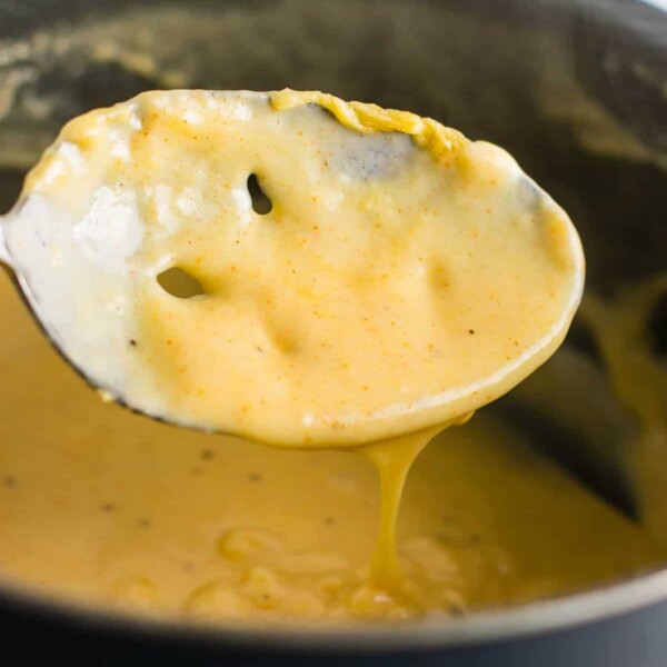 Easy cheddar cheese sauce for vegetables. A great way to get your kids to eat more veggies! (gluten free) #cheddarcheesesauce #cheesesauceforbroccoli #cheesesauce #glutenfree #dinner #vegetables