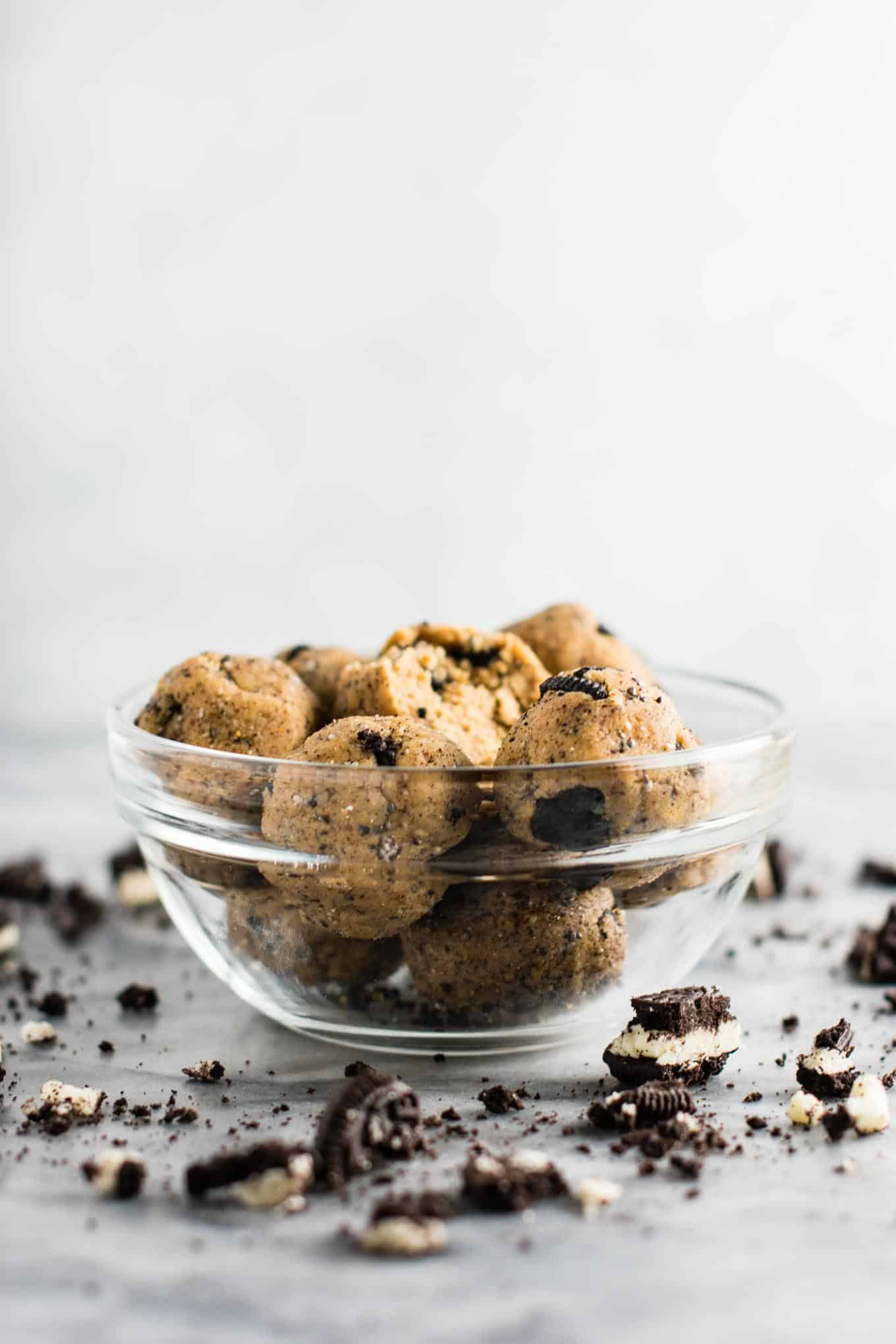 cookies and cream protein balls