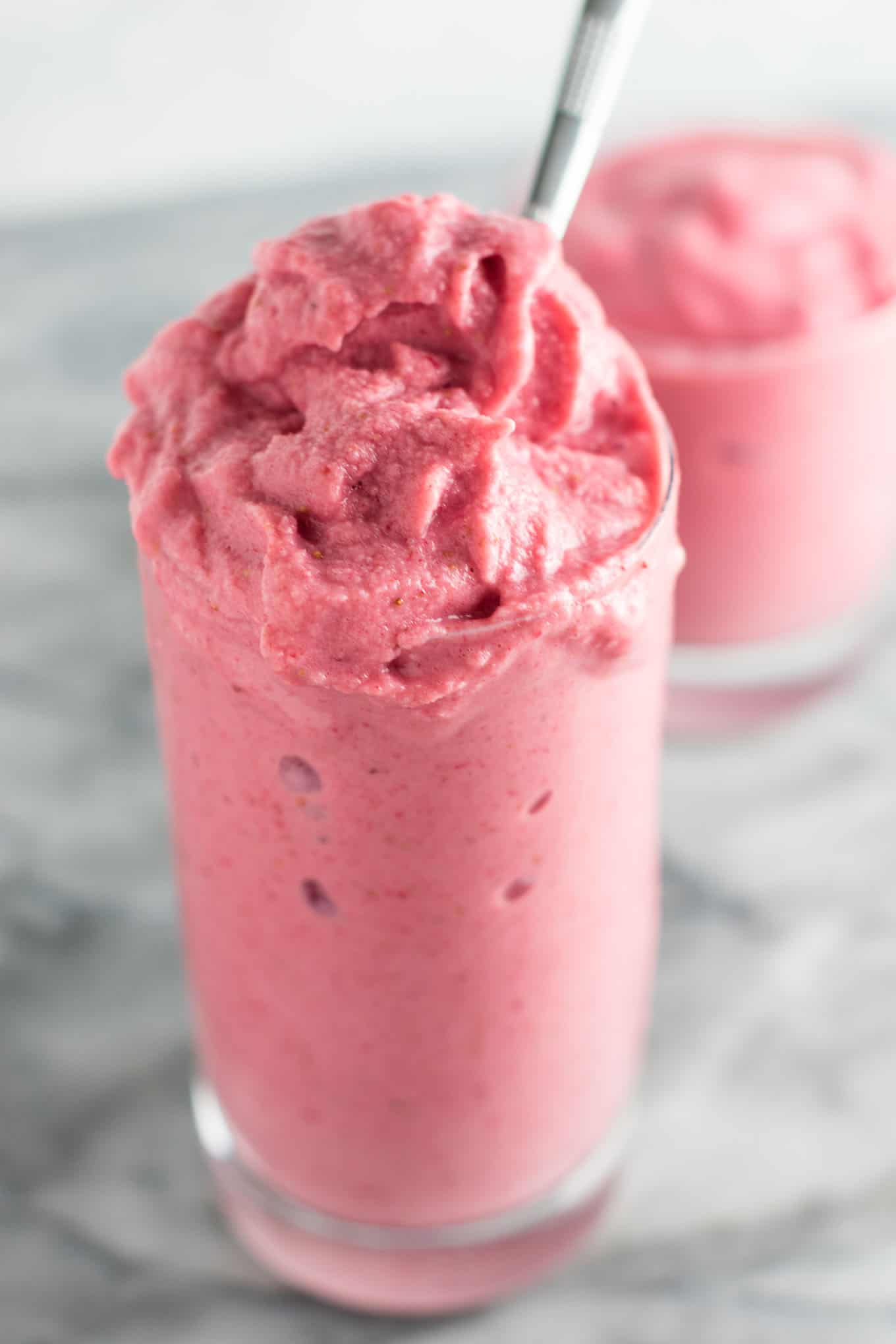 Strawberry Banana Smoothie Recipe - Build Your Bite