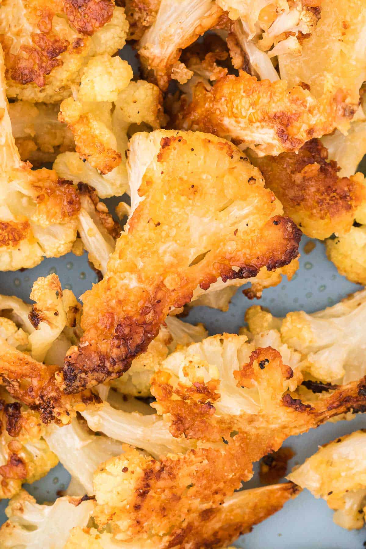 parmesan garlic roasted cauliflower