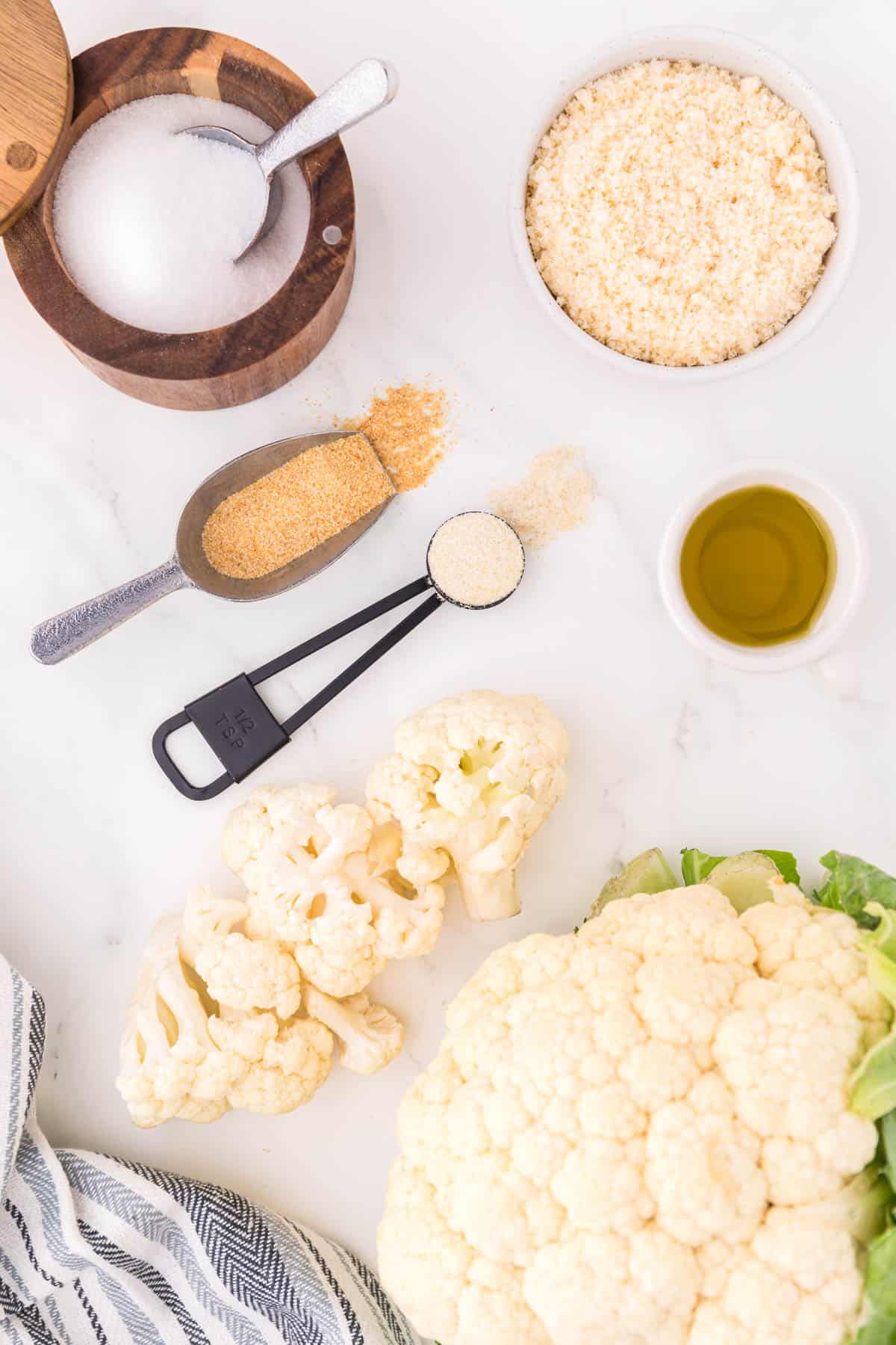 ingredients needed to make roasted parmesan cauliflower