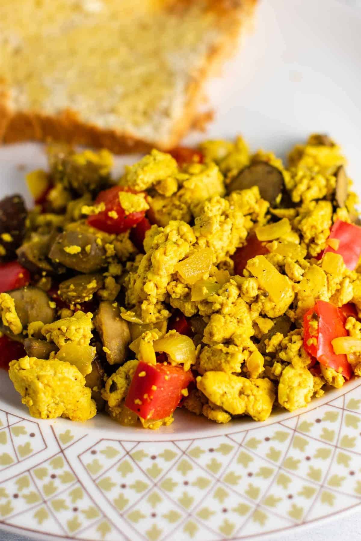 how to make tofu scramble #vegan #breakfast #tofu