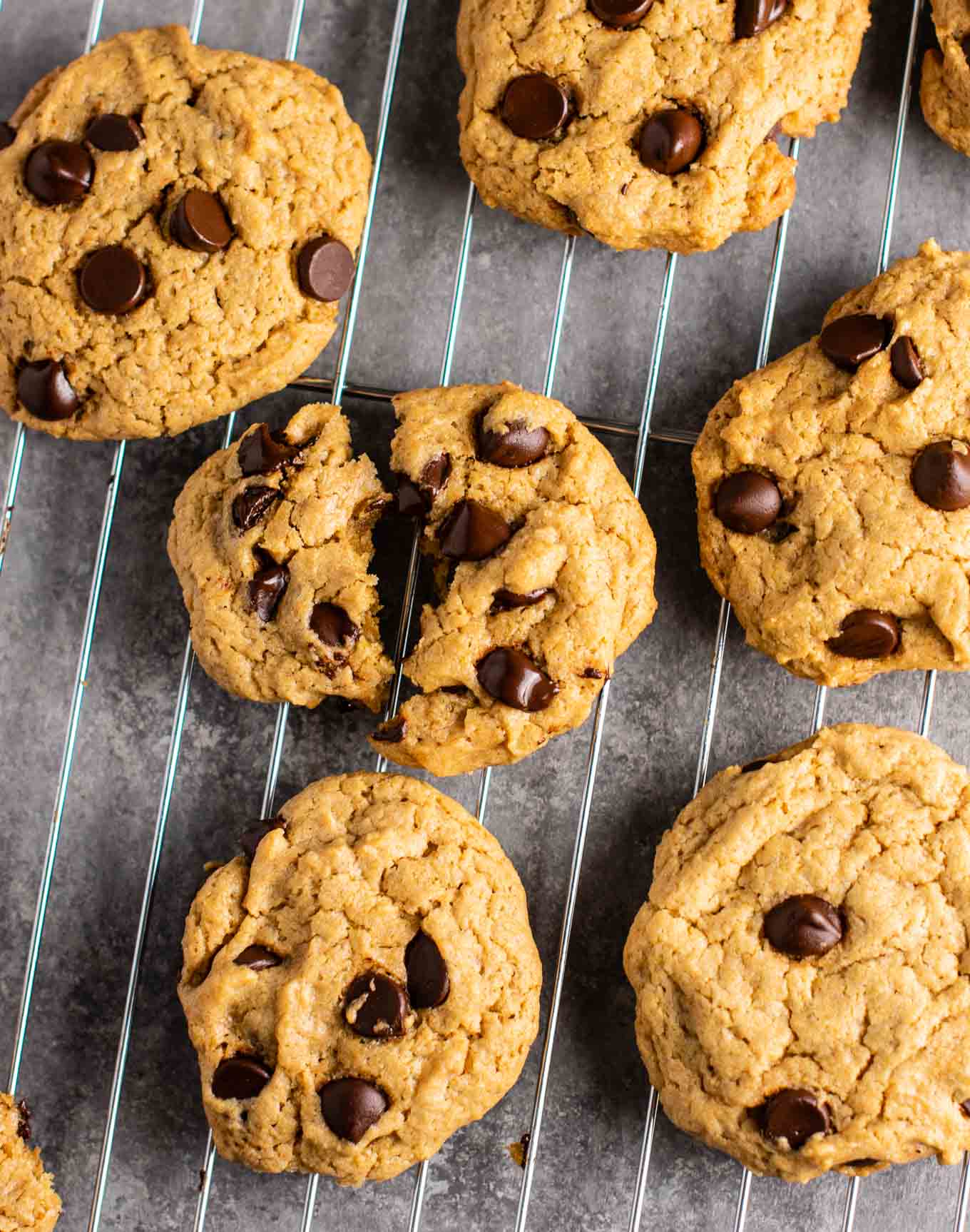 best vegan recipes - The best vegan chocolate chip cookies recipe - so chewy and rich, you would never guess they don't have any eggs or dairy in them! #vegan #chocolatechipcookies #dessert #dairyfree #eggless #cookies #healthy
