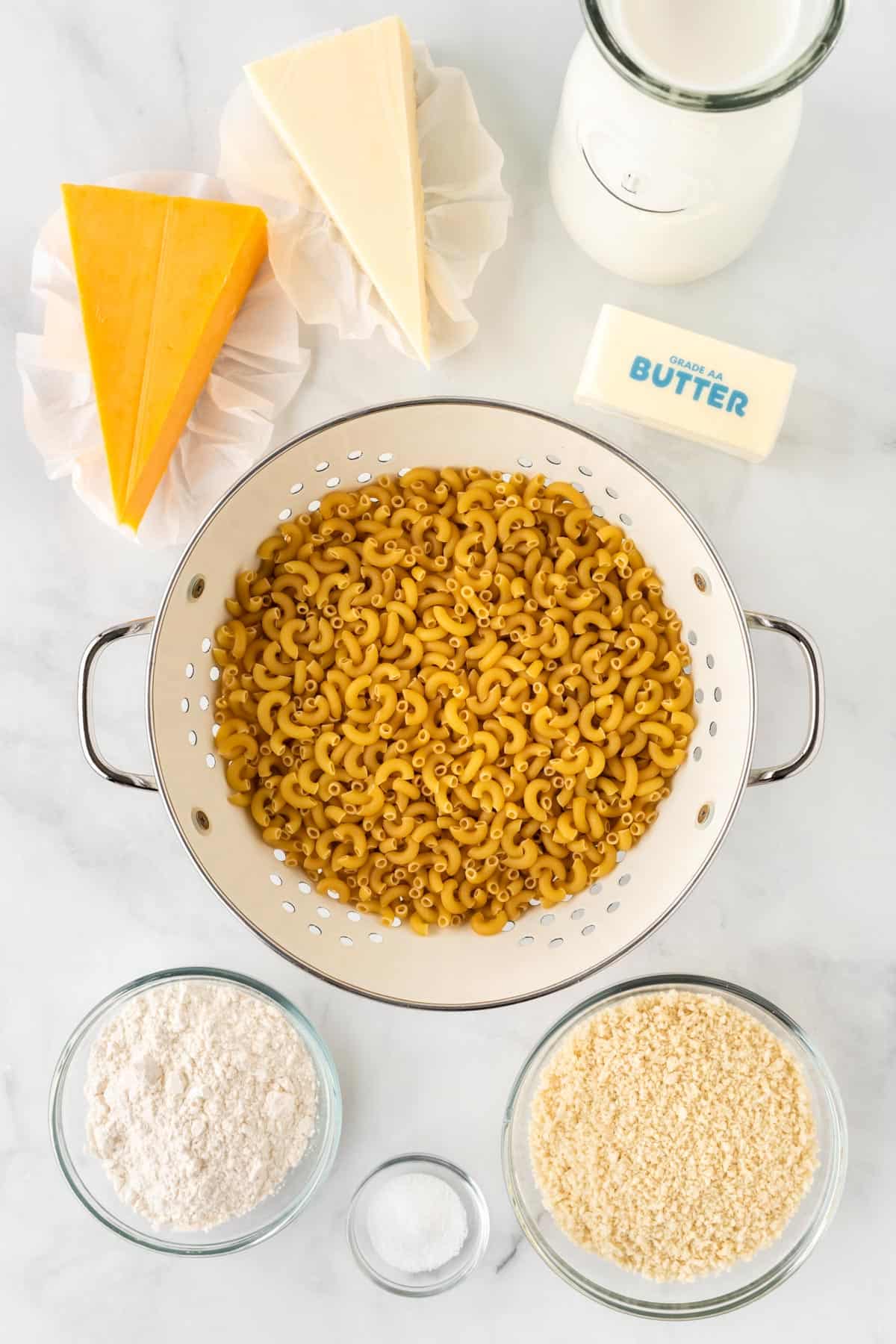 ingredients needed to make baked mac and cheese