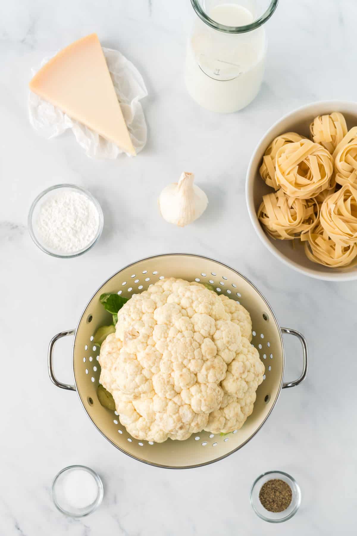 ingredients needed to make cauliflower Alfredo sauce