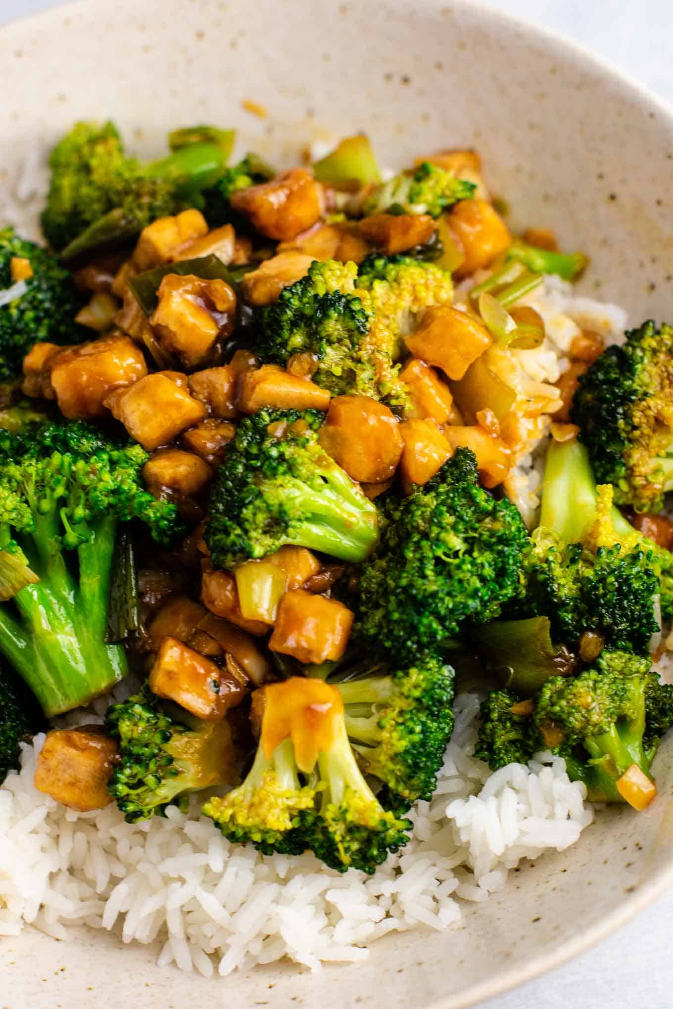 The Best Broccoli Tofu Stir Fry Recipe - Build Your Bite