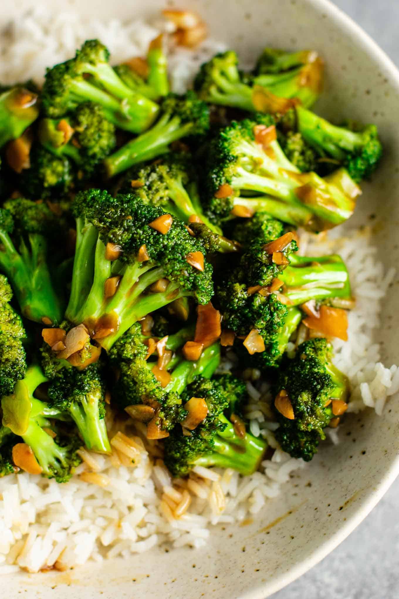 hoe broccoli koken in een roerbak