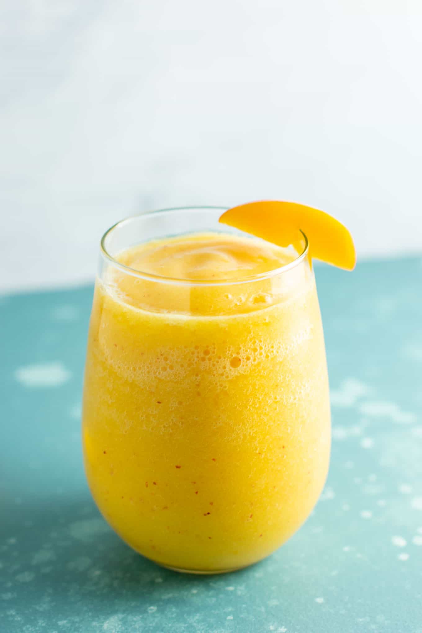 These peach moscato slushies are my favorite! #peach #moscato #slushies #drinks #healthy #summer