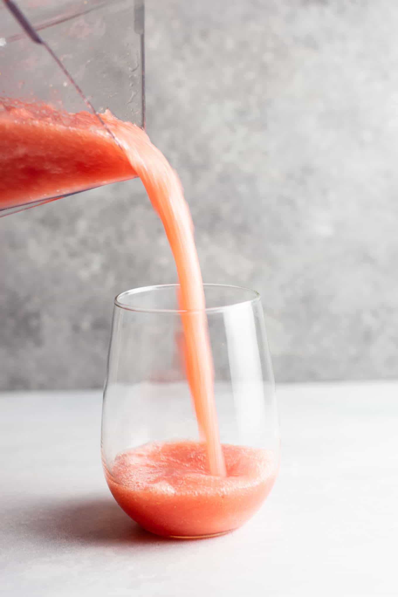 Watermelon white wine slushies – these are perfect for summer! #whitewineslushie #whitewineslushies #slushierecipe #watermelon #drink #summer #alcohol