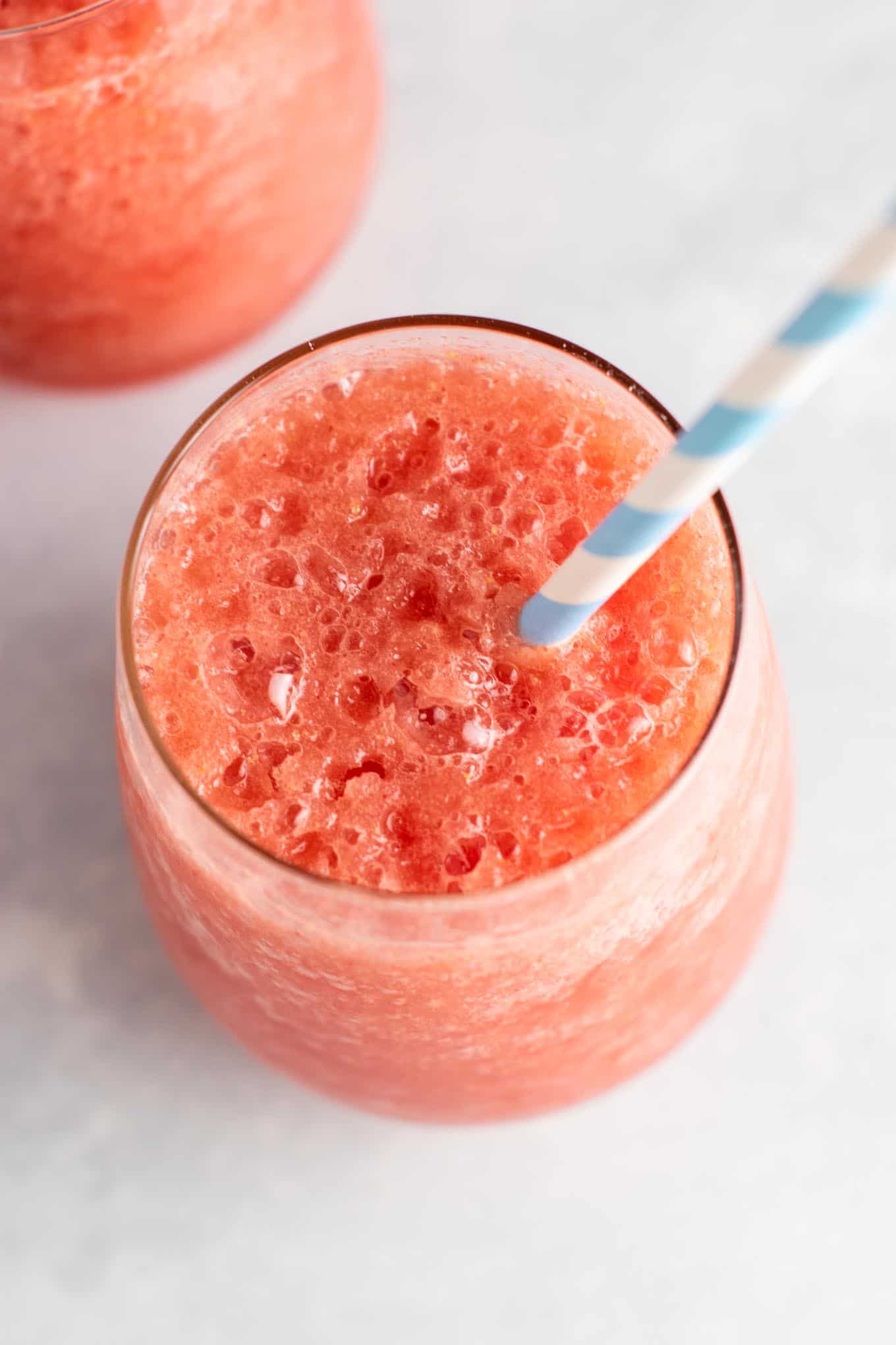 Watermelon white wine slushies – these are perfect for summer! #whitewineslushie #whitewineslushies #slushierecipe #watermelon #drink #summer #alcohol