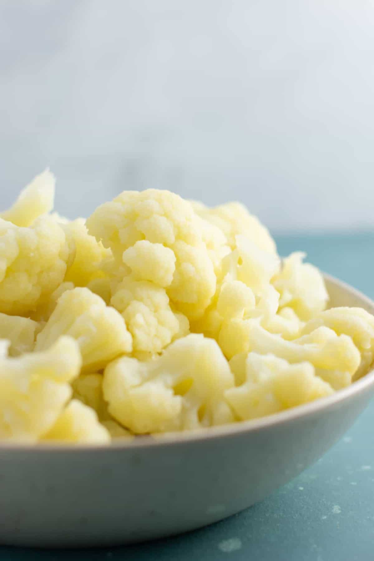 steamed cauliflower in a bowl