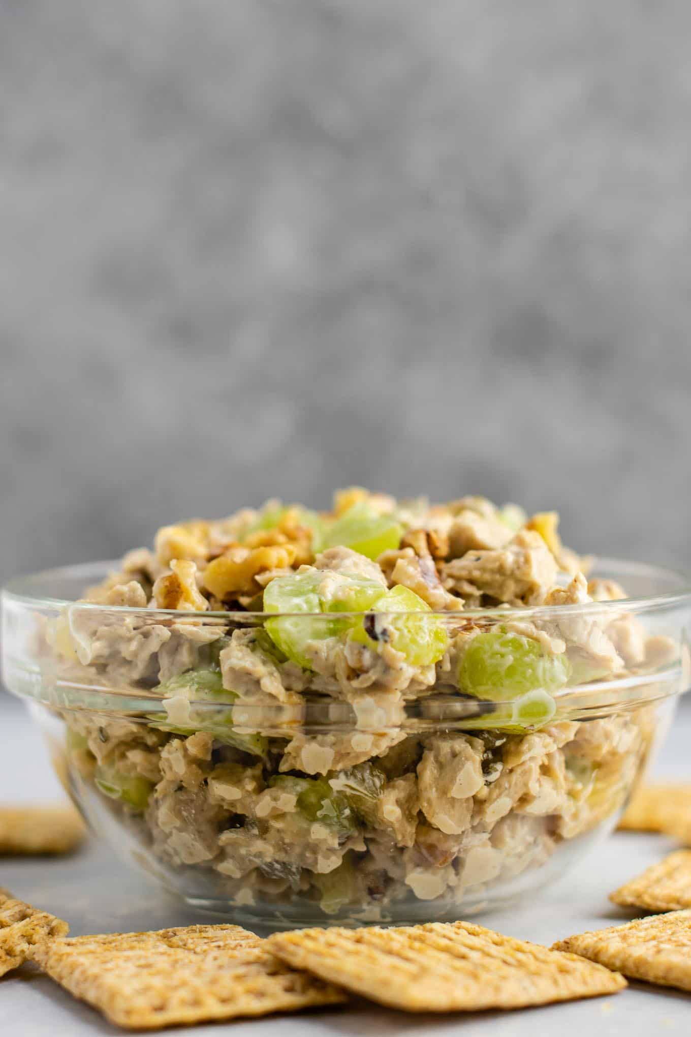 Vegan chicken salad with grapes and pecans. This is so good! I am obsessed! #vegan #veganlunch #veganmealprep #veganchickensalad #meatless #vegetarian #vegandinner #veganchicken