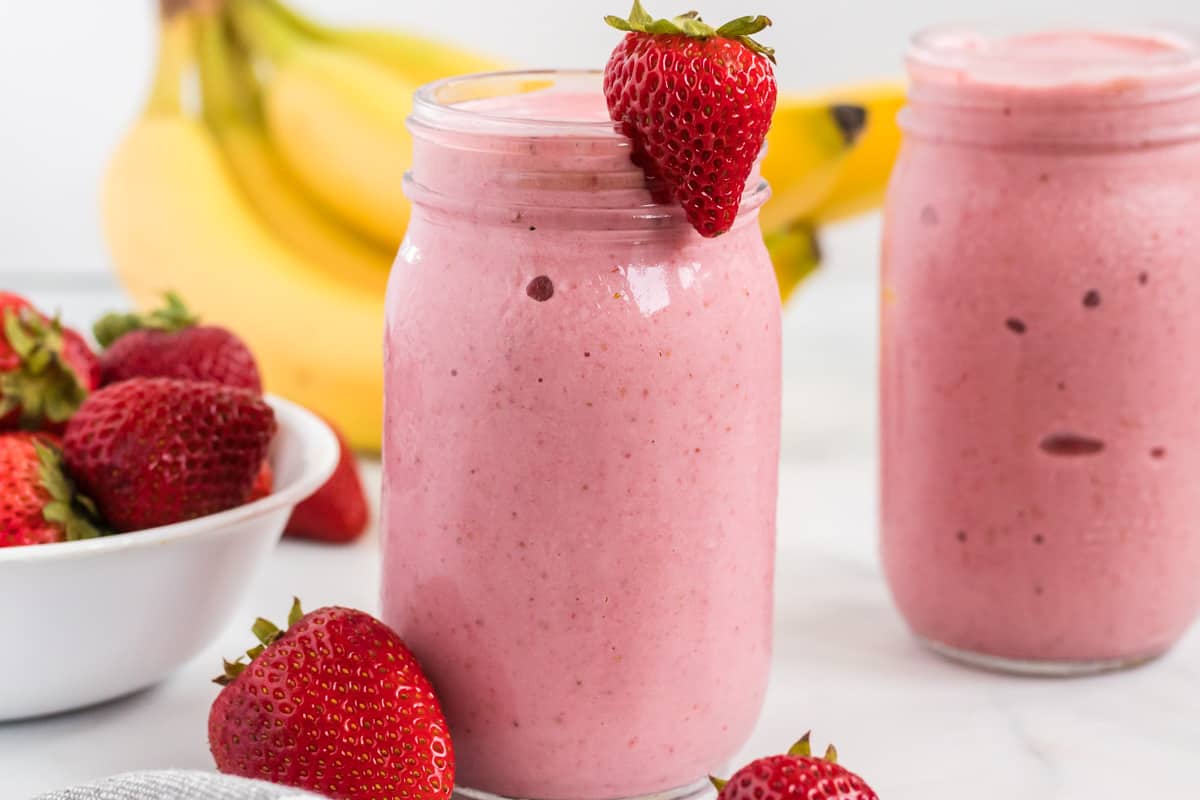 Strawberry Banana Smoothie Recipe Build Your Bite 