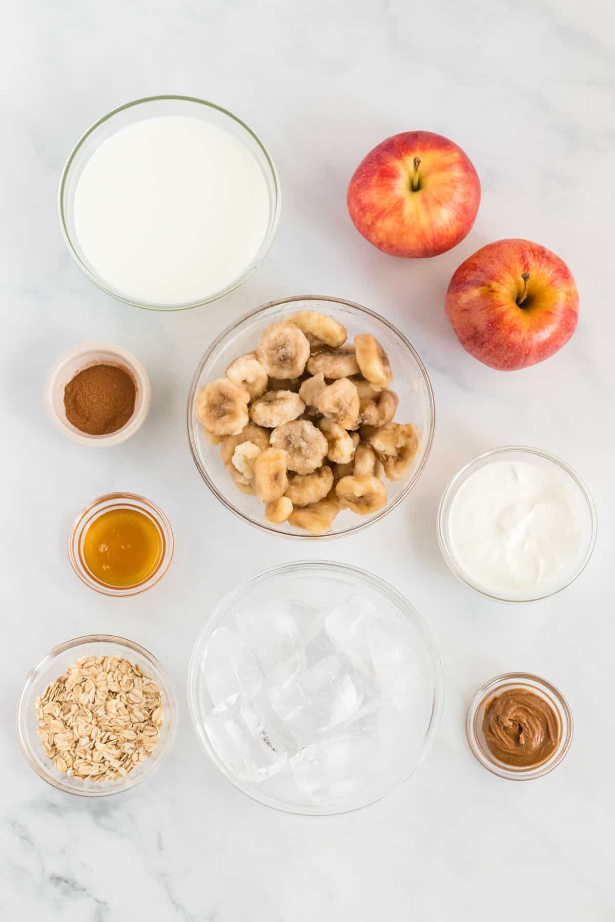 ingredients needed to make an apple pie smoothie