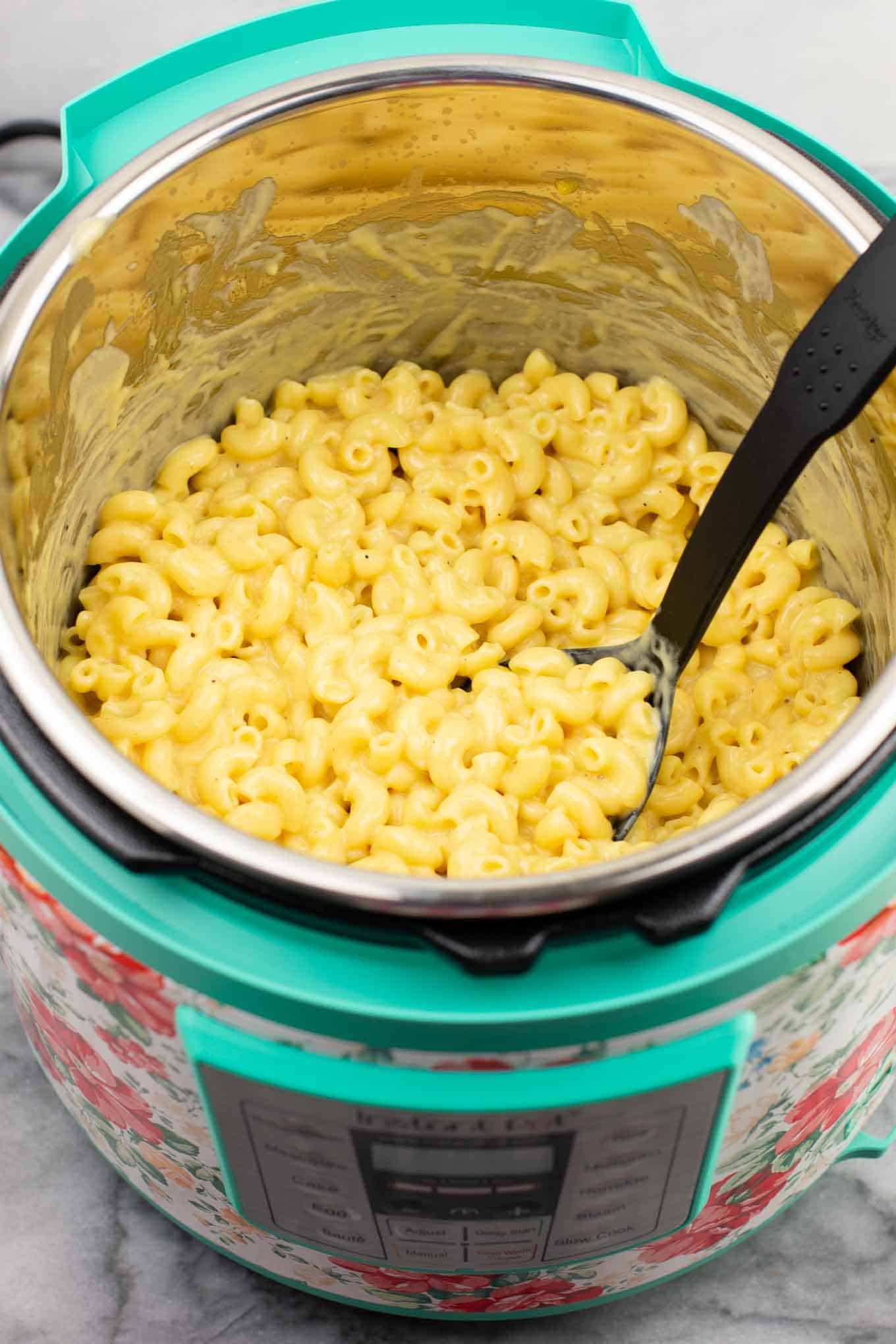 The Best Creamy Instant Pot Mac And Cheese Recipe Build Your Bite 