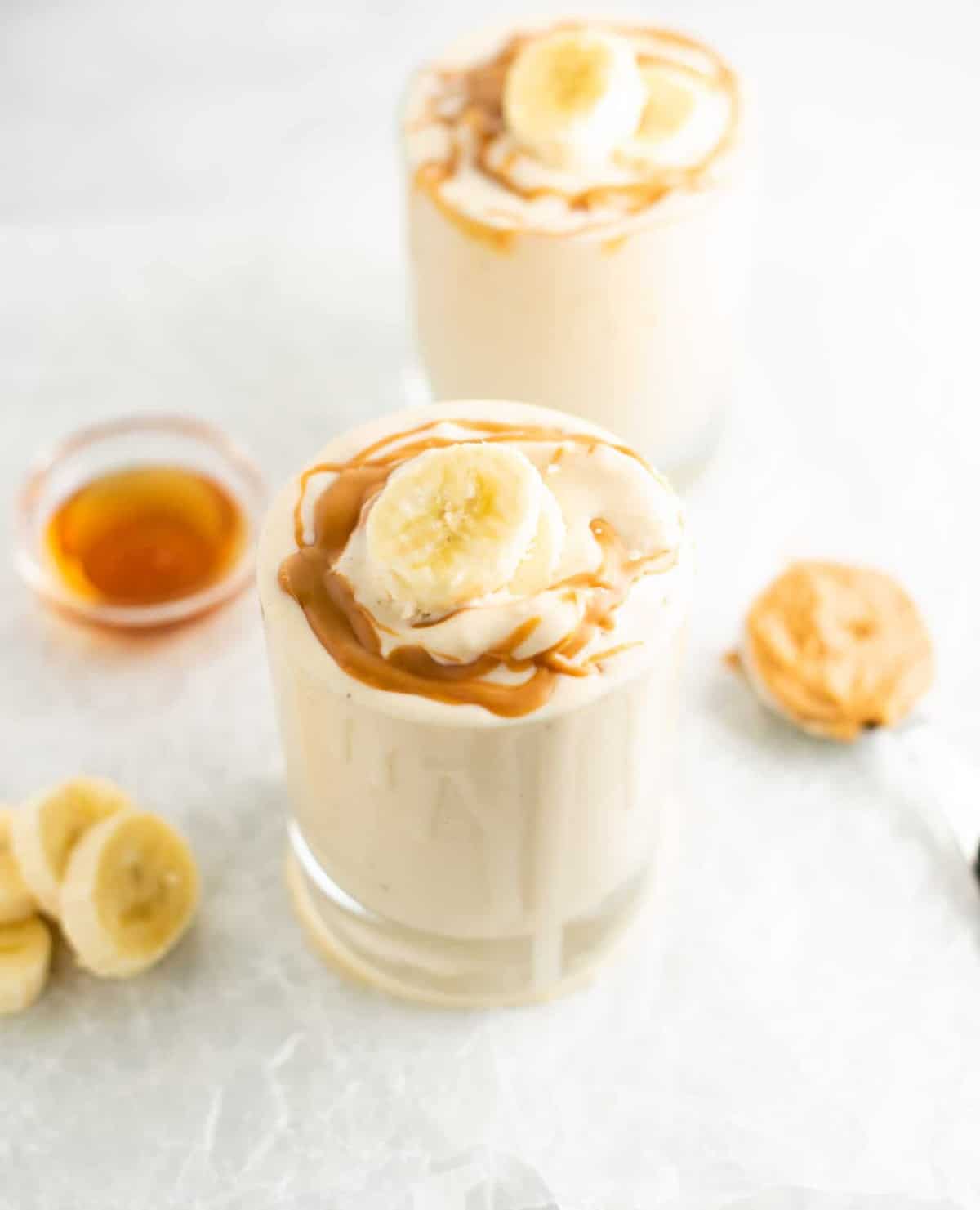 peanut butter banana smoothie with yogurt