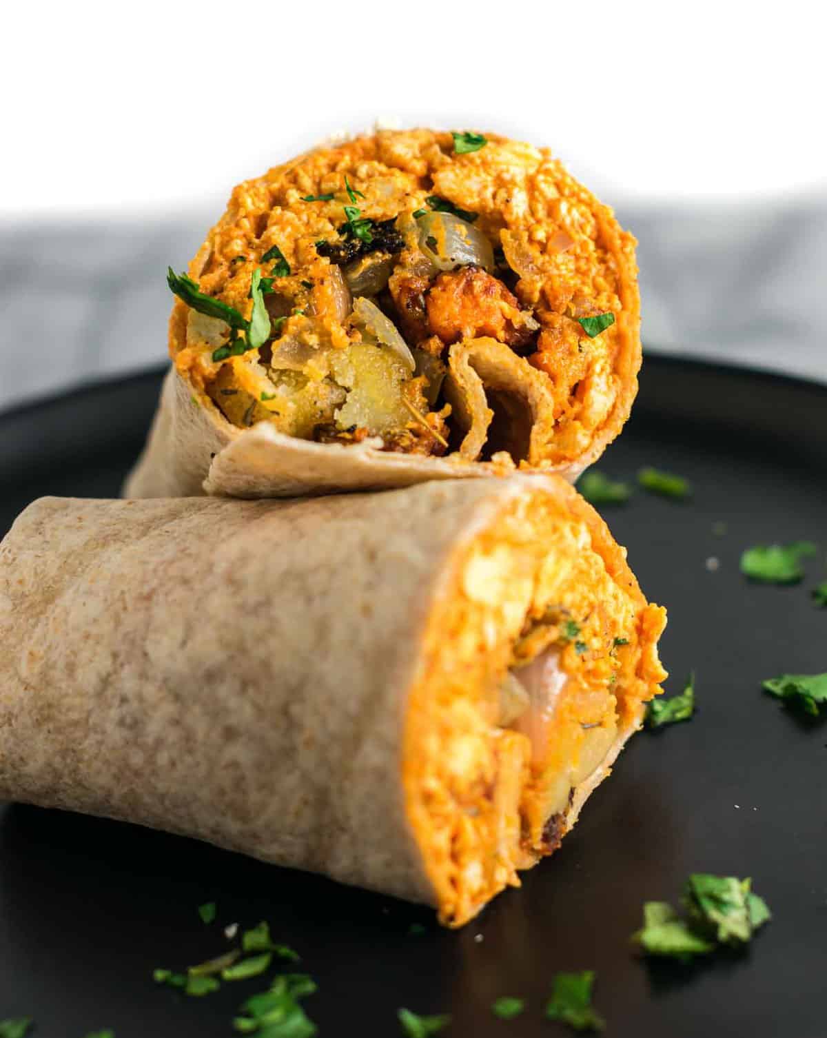 https://buildyourbite.com/wp-content/uploads/2019/01/the-best-vegan-breakfast-burrito-recipe-42.jpg