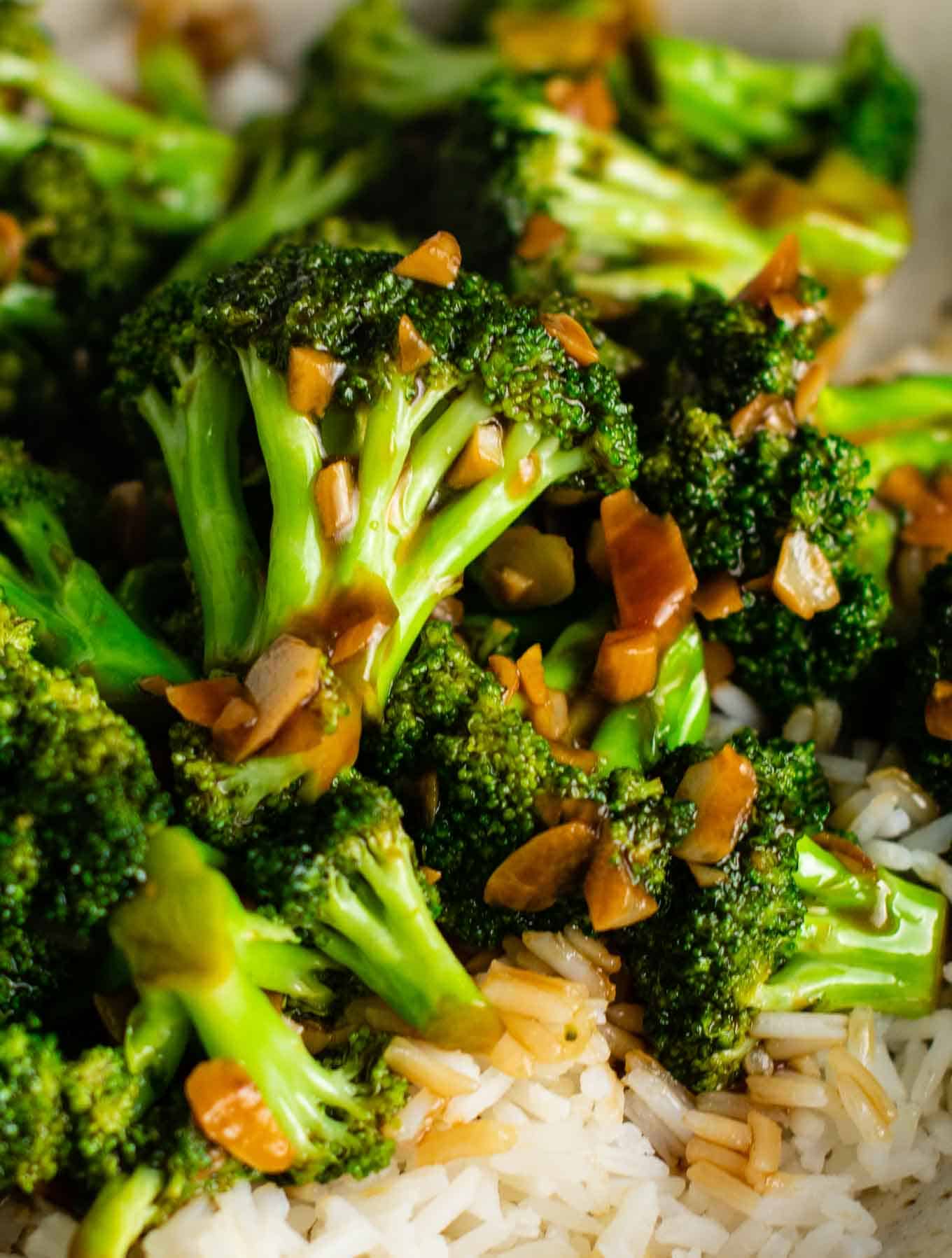 Broccoli With Garlic Sauce