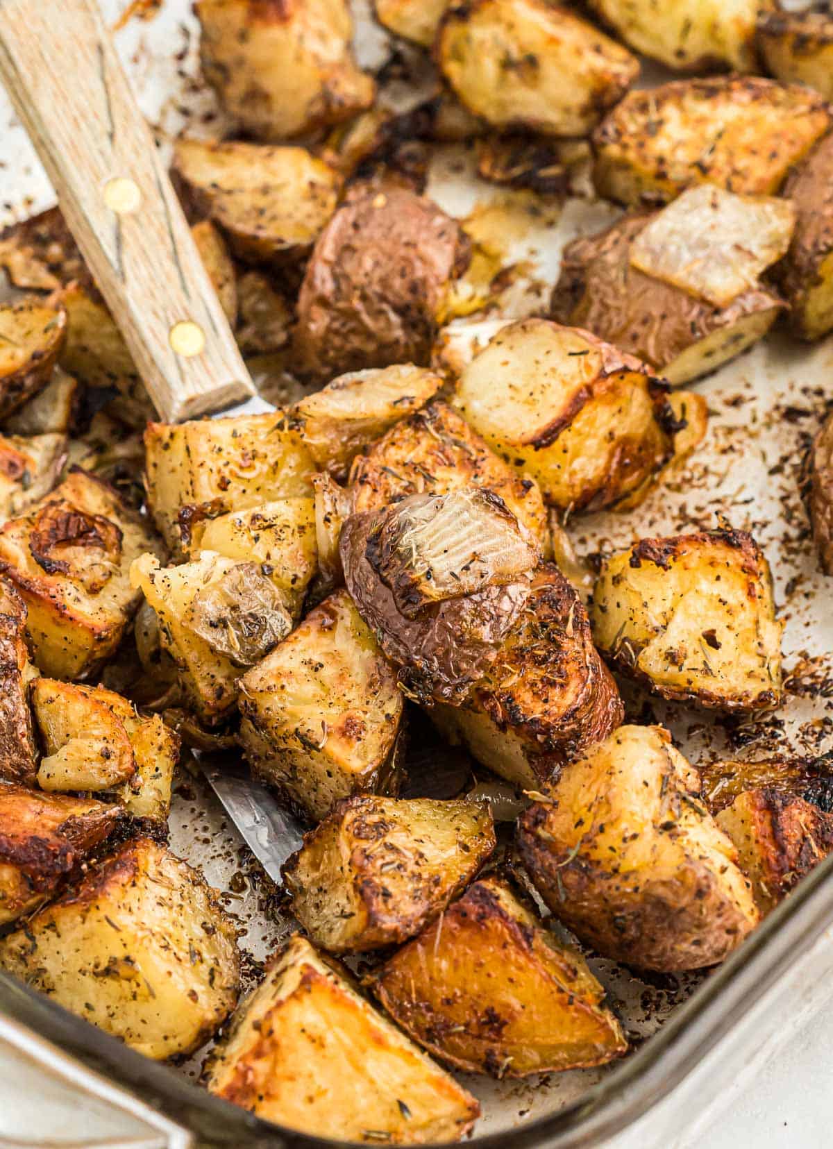 easy roasted potatoes with onions