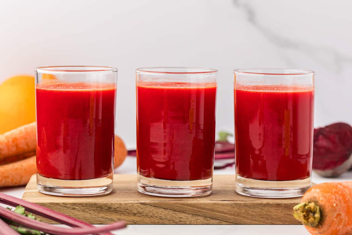 beet and carrot juice glasses