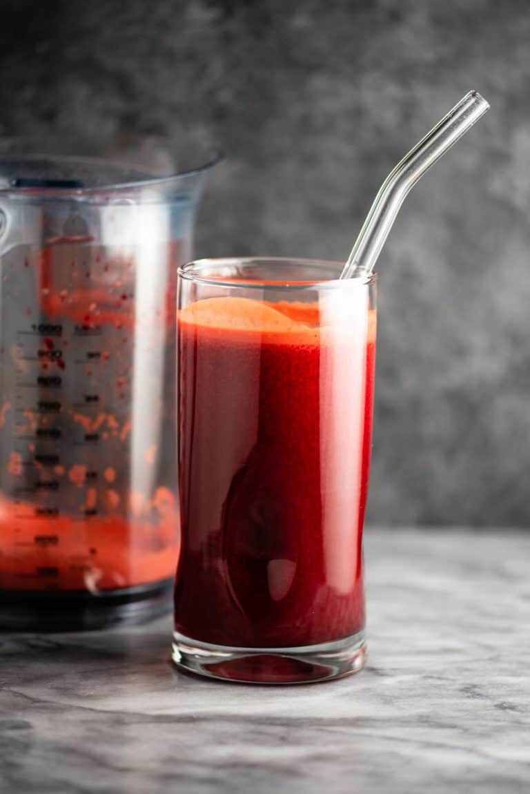 Beet and Carrot Juice Recipe with ginger and oranges - Build Your Bite