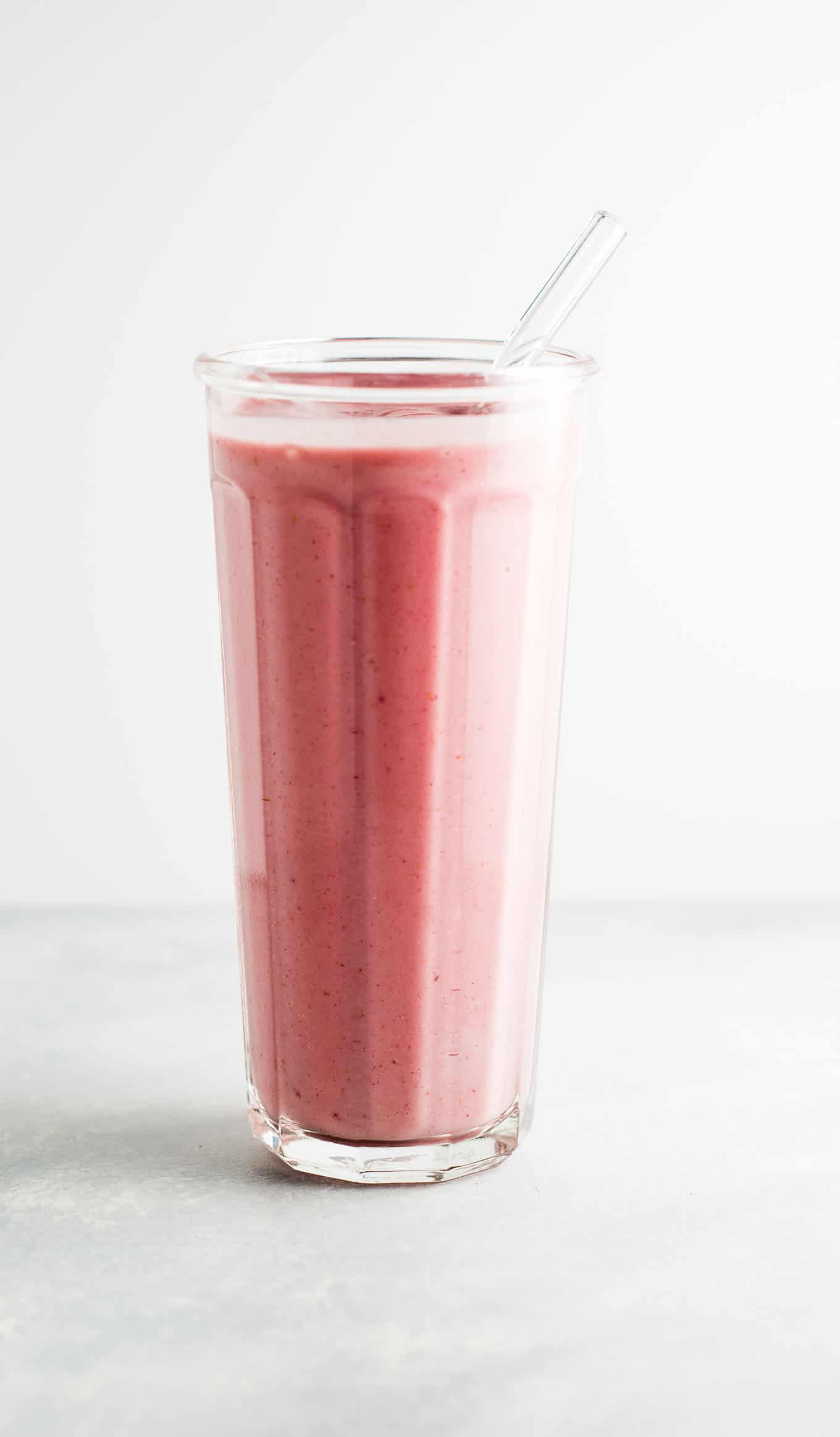 strawberry banana yogurt smoothie in a glass