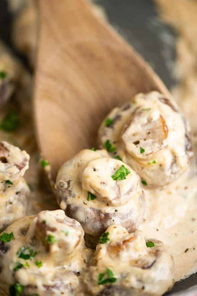 Creamy Garlic Mushrooms Recipe - Build Your Bite