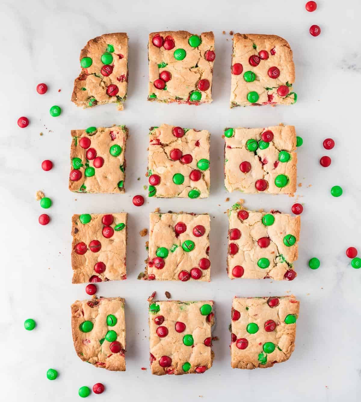 Christmas cookie bars cut into 12 pieces
