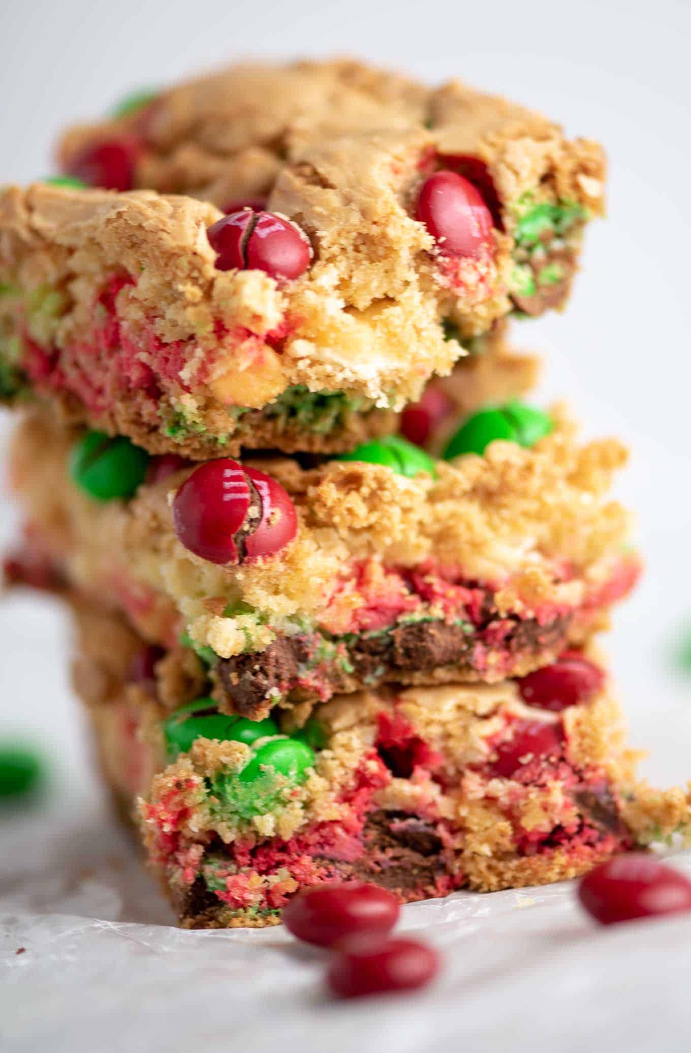 Christmas Cookie Bars with M&M'S - Build Your Bite
