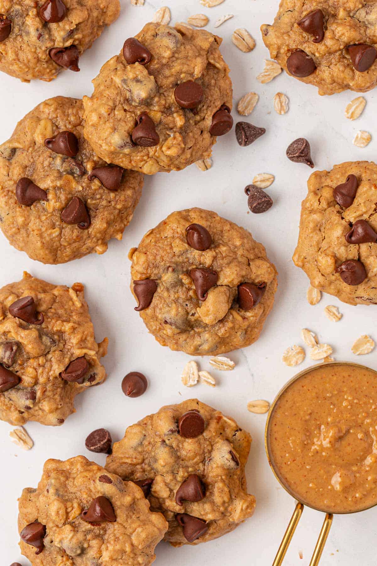 flourless peanut butter oatmeal chocolate chip cookies