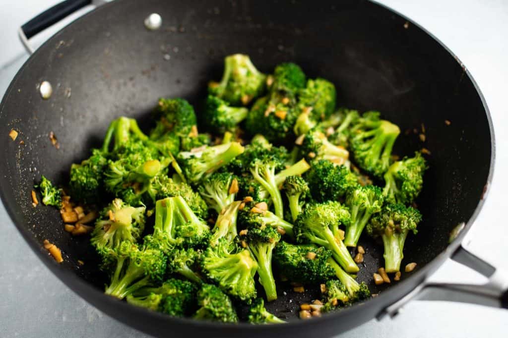 Broccoli Stir Fry Recipe with garlic and ginger - Build Your Bite