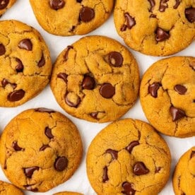 vegan pumpkin chocolate chip cookies