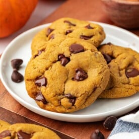 vegan pumpkin chocolate chip cookies