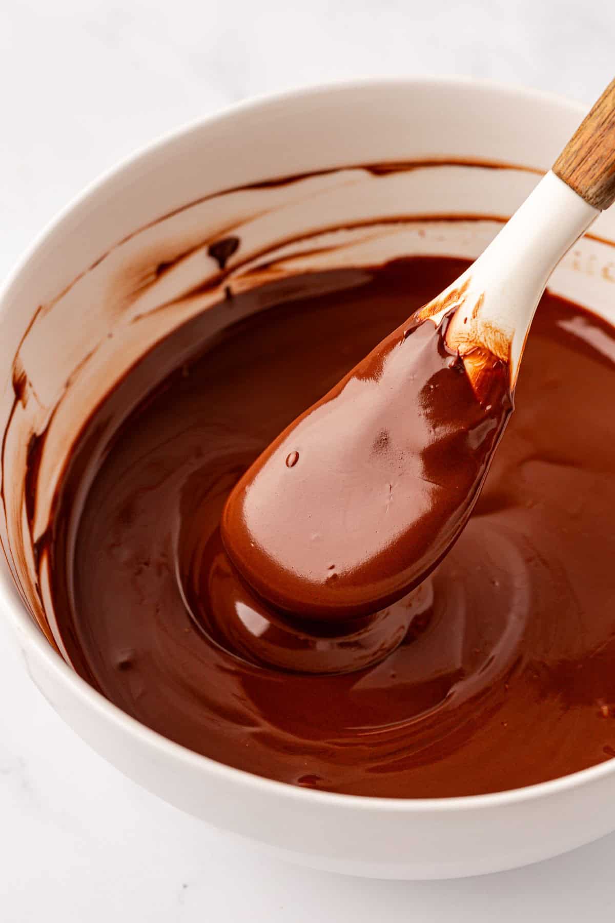 melted chocolate with coconut oil