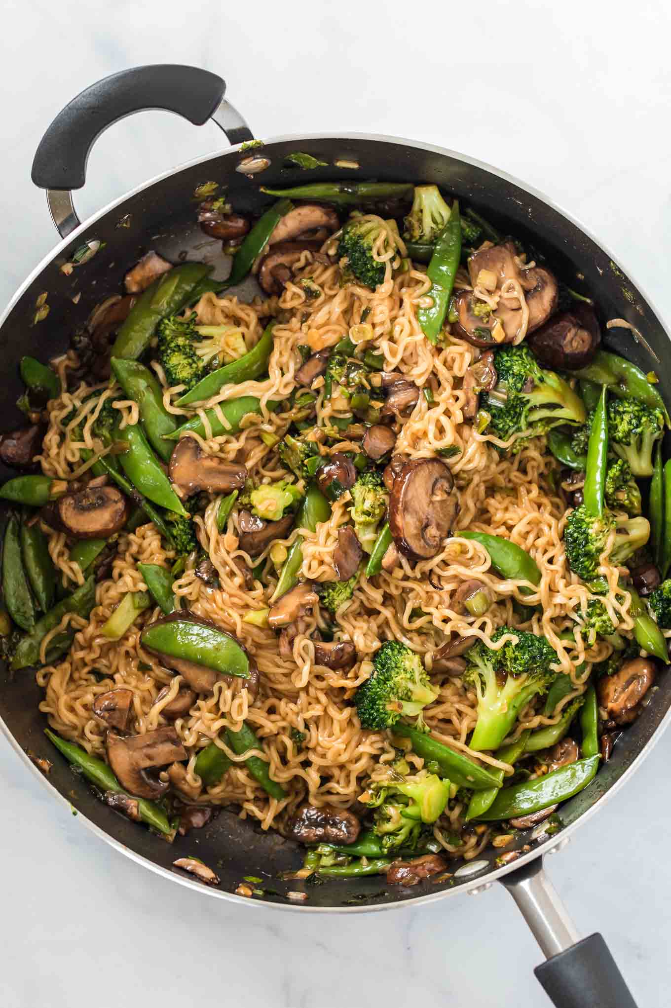 teriyaki noodles with ramen noodles and vegetables